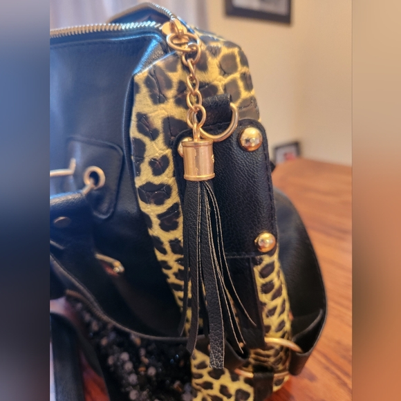 Zhenxing Sparkly Animal Print Tote/Satchel - Picture 7 of 10